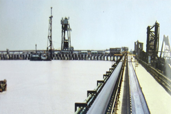 帶式(shì)輸送機(jī)